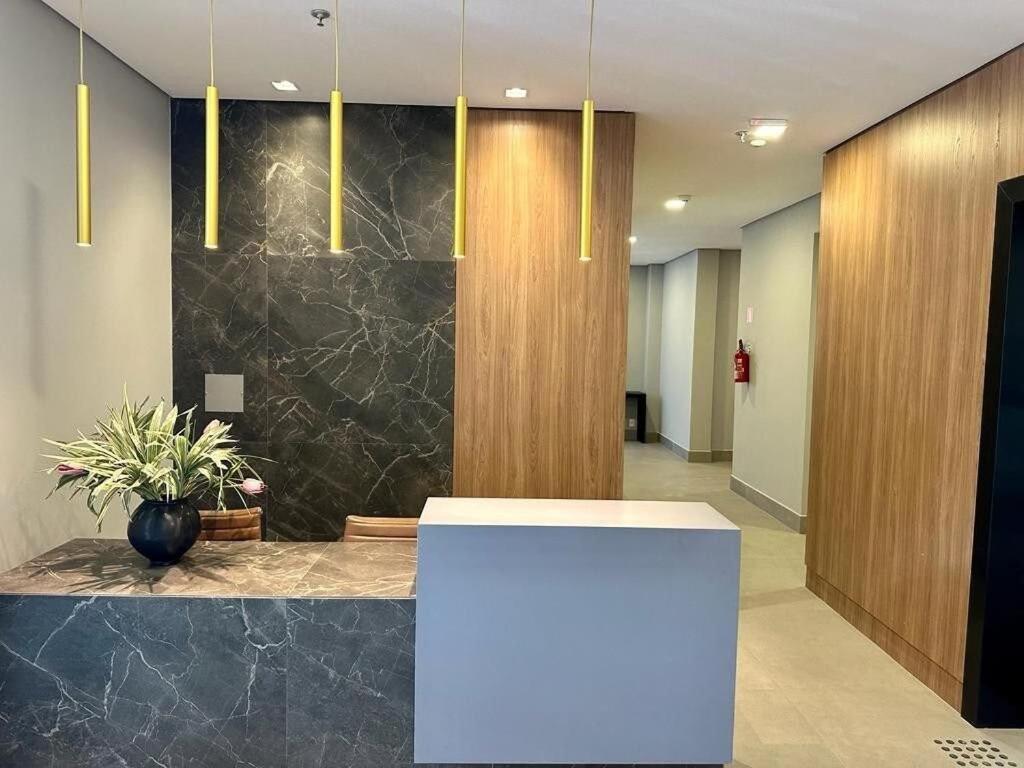 Majestoso Studio No Metro Belem/h. Cema - Com Ar Apartamento *